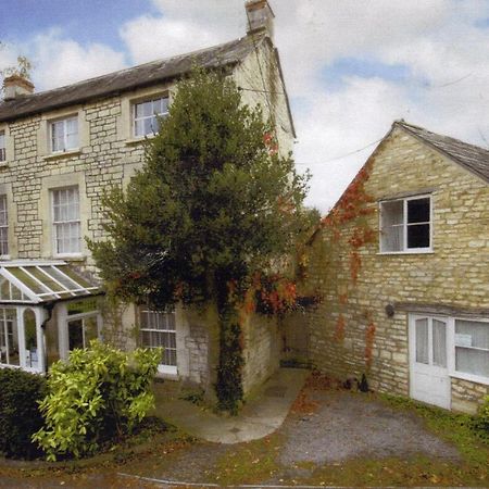 Maison d'hôtes The Laurels At Inchbrook à Stroud  Extérieur photo